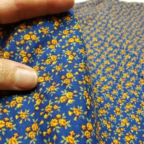 VINTAGE DEADSTOCK 60s High waisted tiny print floral pencil skirt - Picture 4 of 9